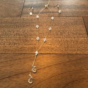 💝 2/$15 free shipping Earrings and necklace set